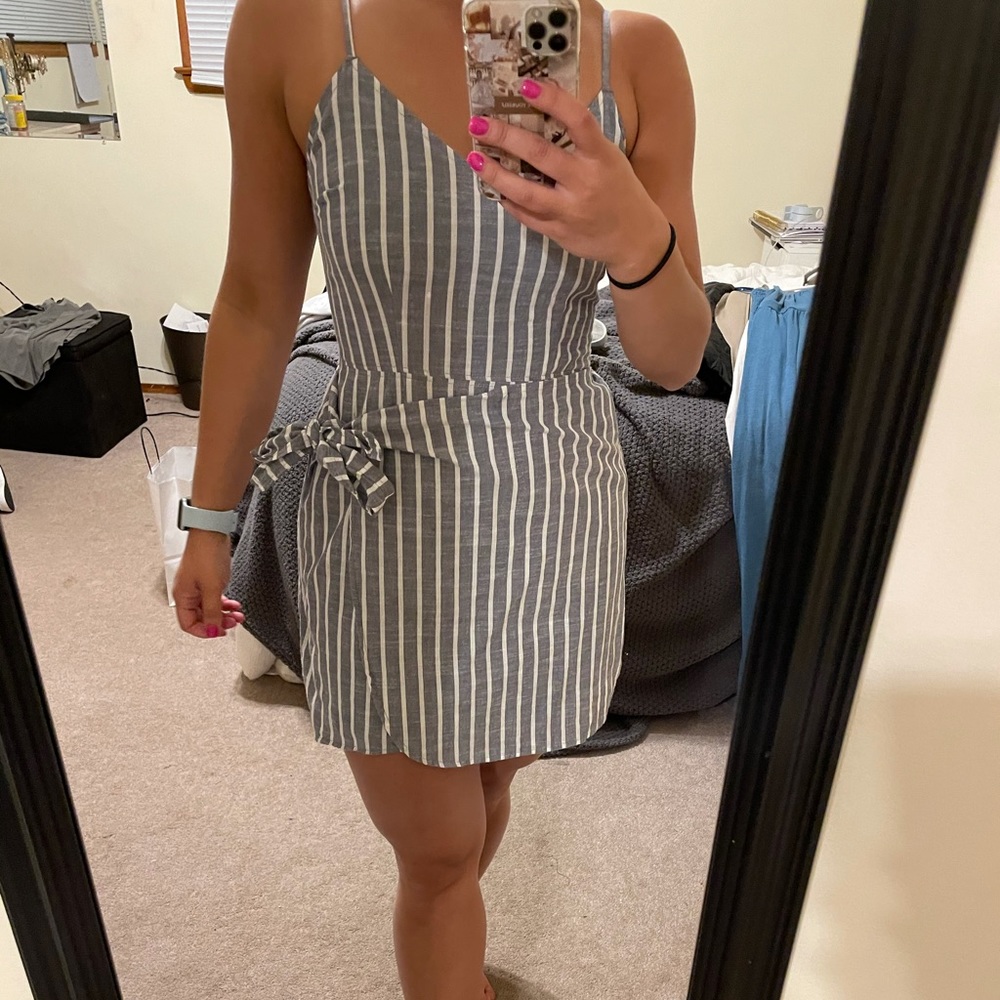 Abercrombie & Fitch Gray and White Striped Mini Dress